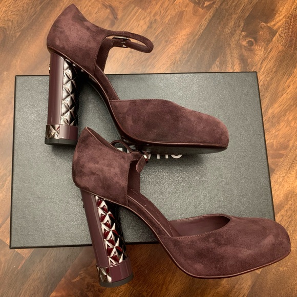 Channel suede calfskin dark purple heels size 37 - Picture 2 of 12